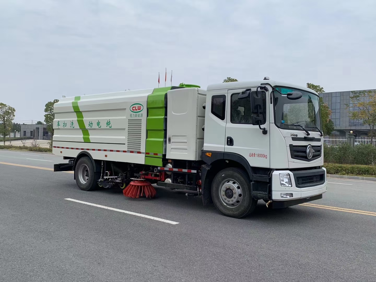 東風華神純電動洗掃車圖片1