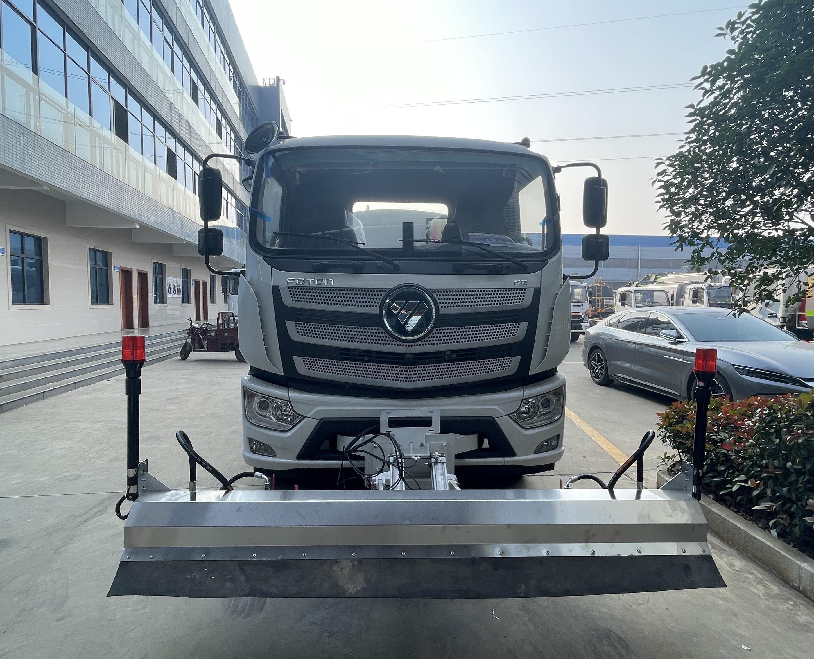 福田智藍10方純電動綠化噴灑車圖片2